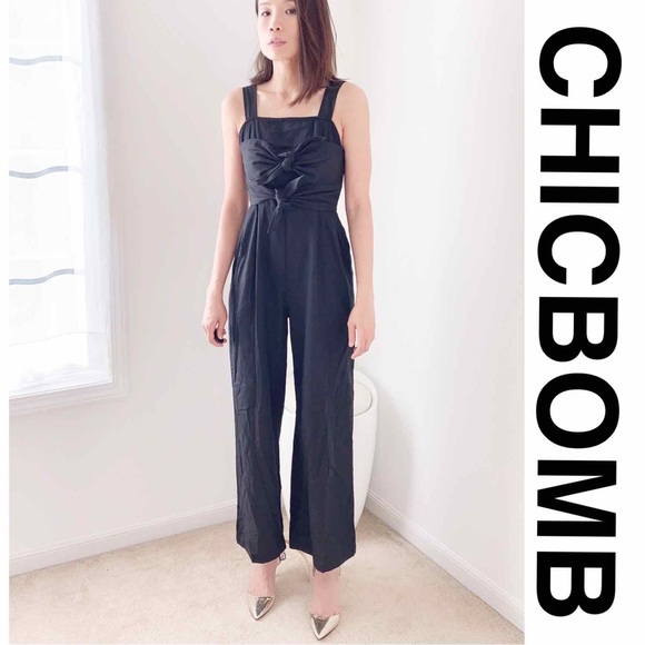 BLACK DOUBLE KNOT OVERALL JUMPSUIT - Picture 2 of 9